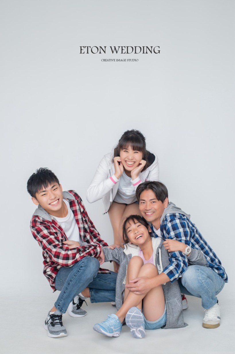 全家福,全家福攝影,全家福照,全家福推薦,拍全家福,全家福拍攝,全家福衣著,親子攝影,親子寫真