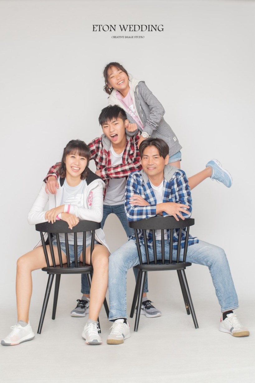 全家福,全家福攝影,全家福照,全家福推薦,拍全家福,全家福拍攝,全家福衣著,親子攝影,親子寫真