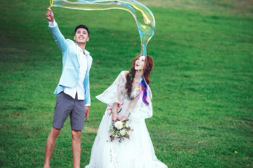 婚紗照,童趣婚紗照,個性婚紗照,可愛婚紗照,婚紗照風格,婚紗照姿勢