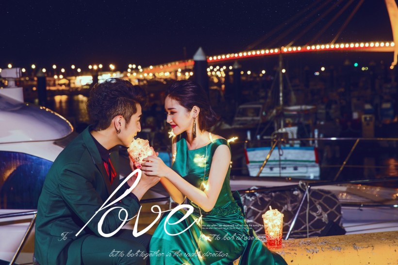 時尚雜誌風婚紗照,婚紗照,時尚婚紗照,雜志風婚紗照,Vogue婚紗照,婚紗照姿勢,婚紗照風格