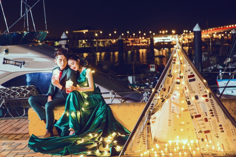 時尚雜誌風婚紗照,婚紗照,時尚婚紗照,雜志風婚紗照,Vogue婚紗照,婚紗照姿勢,婚紗照風格