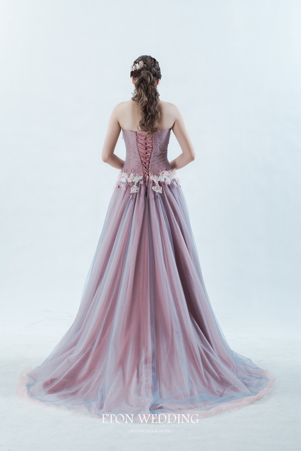 白紗晚禮服,晚禮服,禮服出租,婚紗禮服