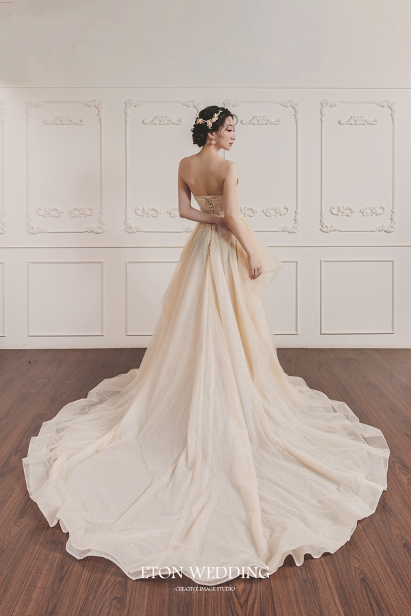 白紗晚禮服,晚禮服,禮服出租,婚紗禮服