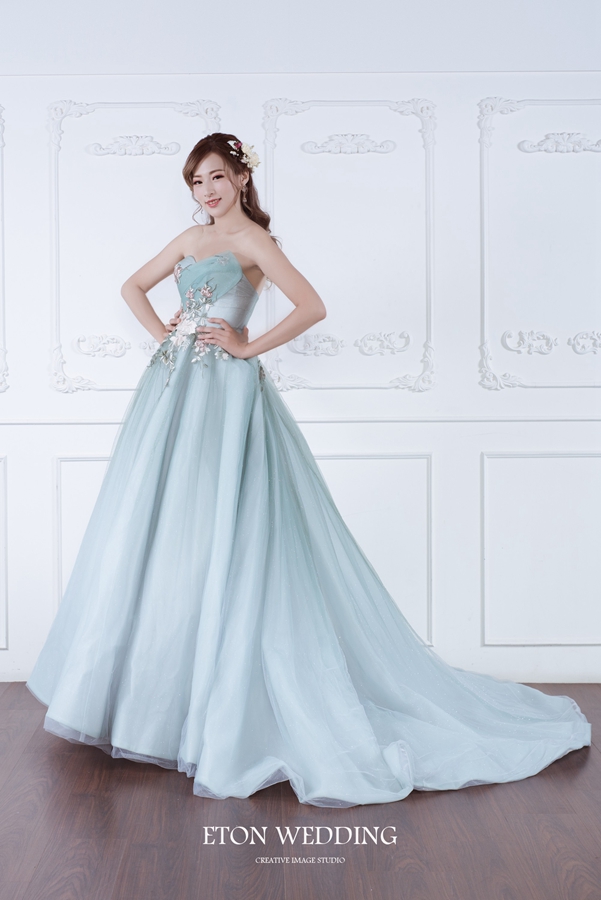 白紗晚禮服,晚禮服,禮服出租,婚紗禮服