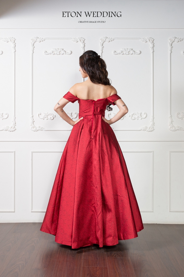https://etonwedding.org/wp-content/uploads/2021/12/dress-66-2.jpg