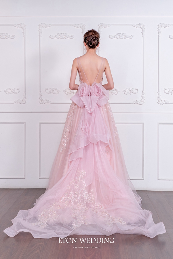 白紗晚禮服,晚禮服,禮服出租,婚紗禮服